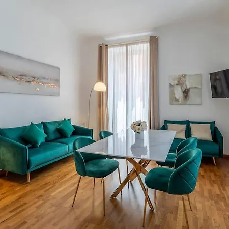 2 Minutes From The Colosseum - Luxury Apartment Rome