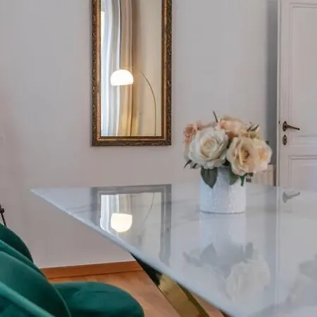 Apartment 2 Minutes From The Colosseum - Luxury *