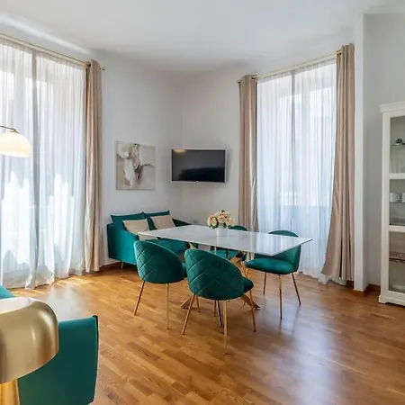 Apartment 2 Minutes From The Colosseum - Luxury