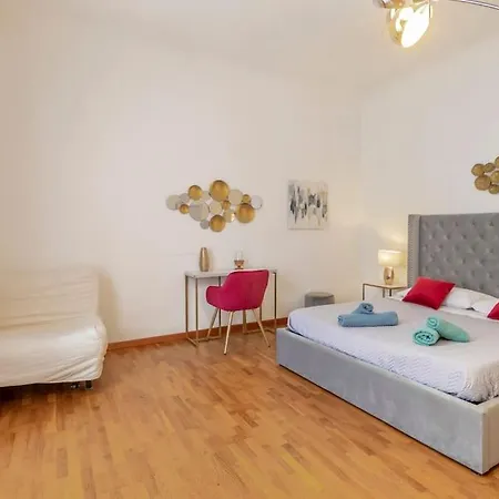 Apartment 2 Minutes From The Colosseum - Luxury *
