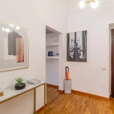 2 Minutes From The Colosseum - Luxury Apartment Rome