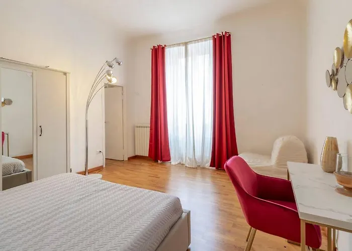 Apartment 2 Minutes From The Colosseum - Luxury Rome