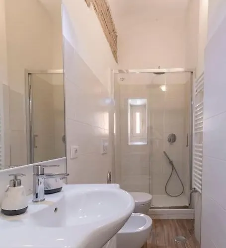 2 Minutes From The Colosseum - Luxury * Rome