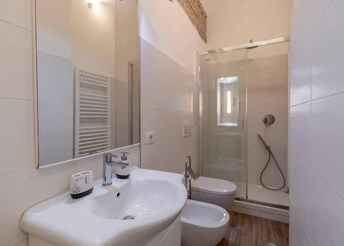2 Minutes From The Colosseum - Luxury Apartment *