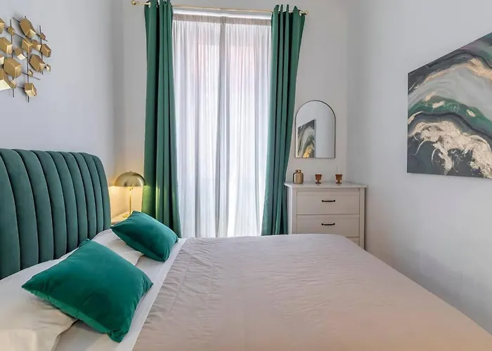 Apartment 2 Minutes From The Colosseum - Luxury