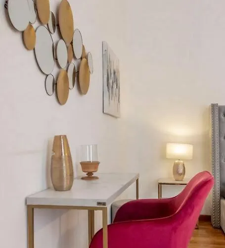 2 Minutes From The Colosseum - Luxury Apartment *