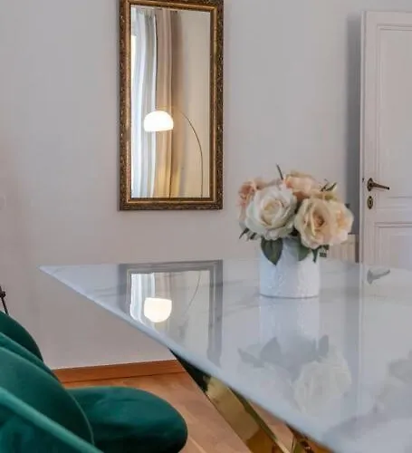 Apartment 2 Minutes From The Colosseum - Luxury *