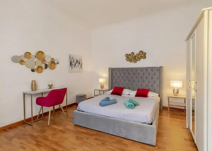 Apartment 2 Minutes From The Colosseum - Luxury Rome